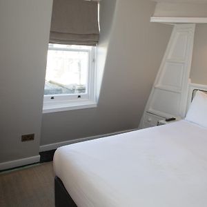 Traditional Individual Room